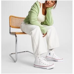 Converse Women's White Chuck Taylor All Star Sneakers Size Men's 6 Women's 8